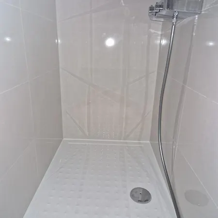 Top-floor For Up To 3 Guests *